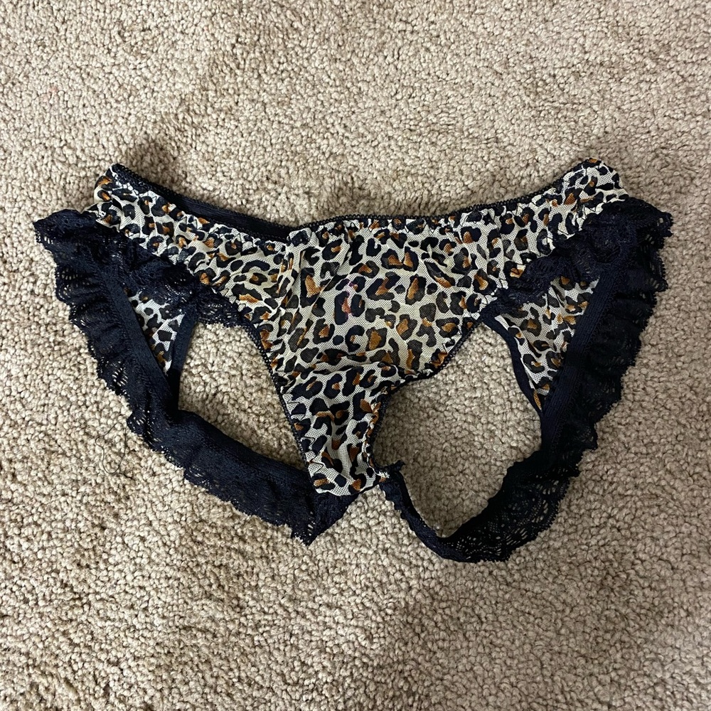 Intimate underwear